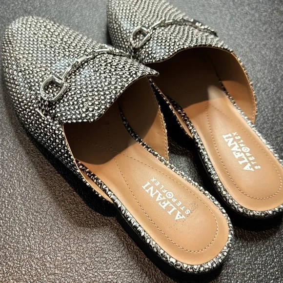 Alfani Step N' Flex Women's Garlend Mule Flats - Picture 3 of 5